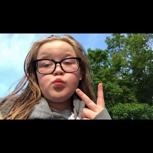 Meet your Posher, Alice